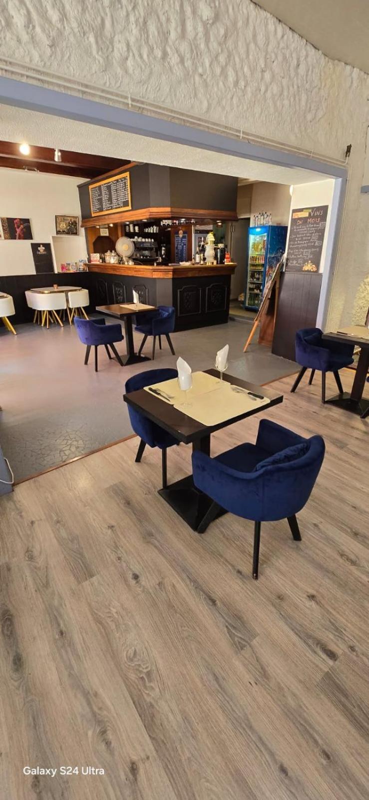 Hotel Restaurant Les Alizes Loriol 르푸징 외부 사진